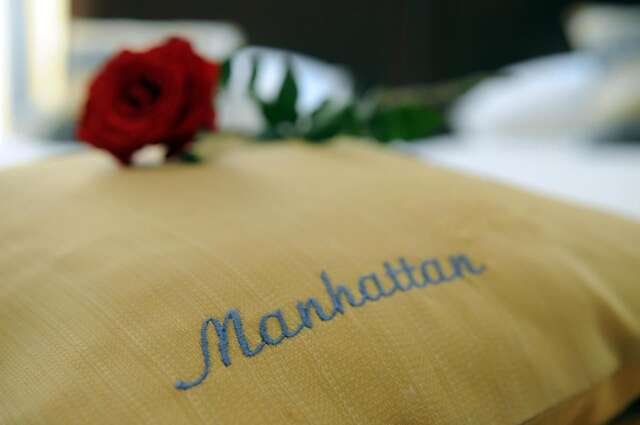 Отель Manhattan Hotel & Restaurant Кишинёв-11